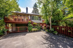 380 Sable Pl Comox, BC V9M 2E1