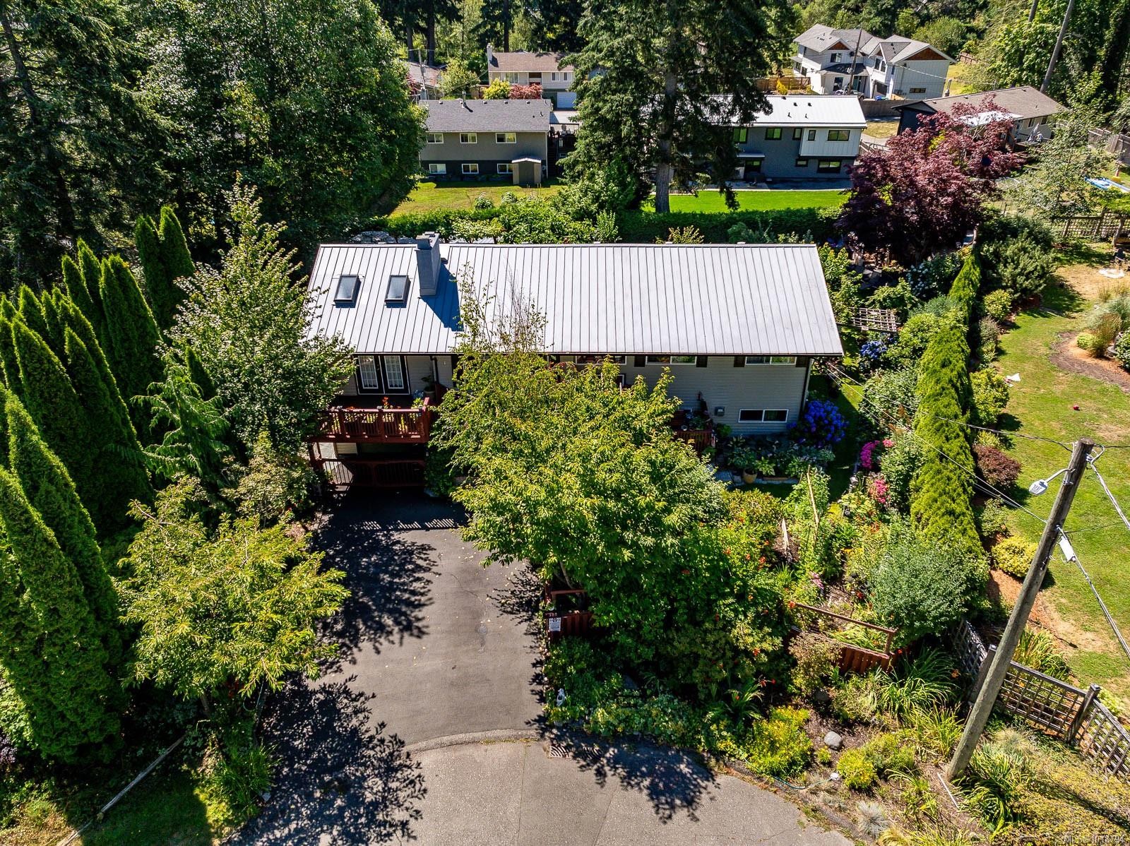 380 Sable Pl, Comox, BC