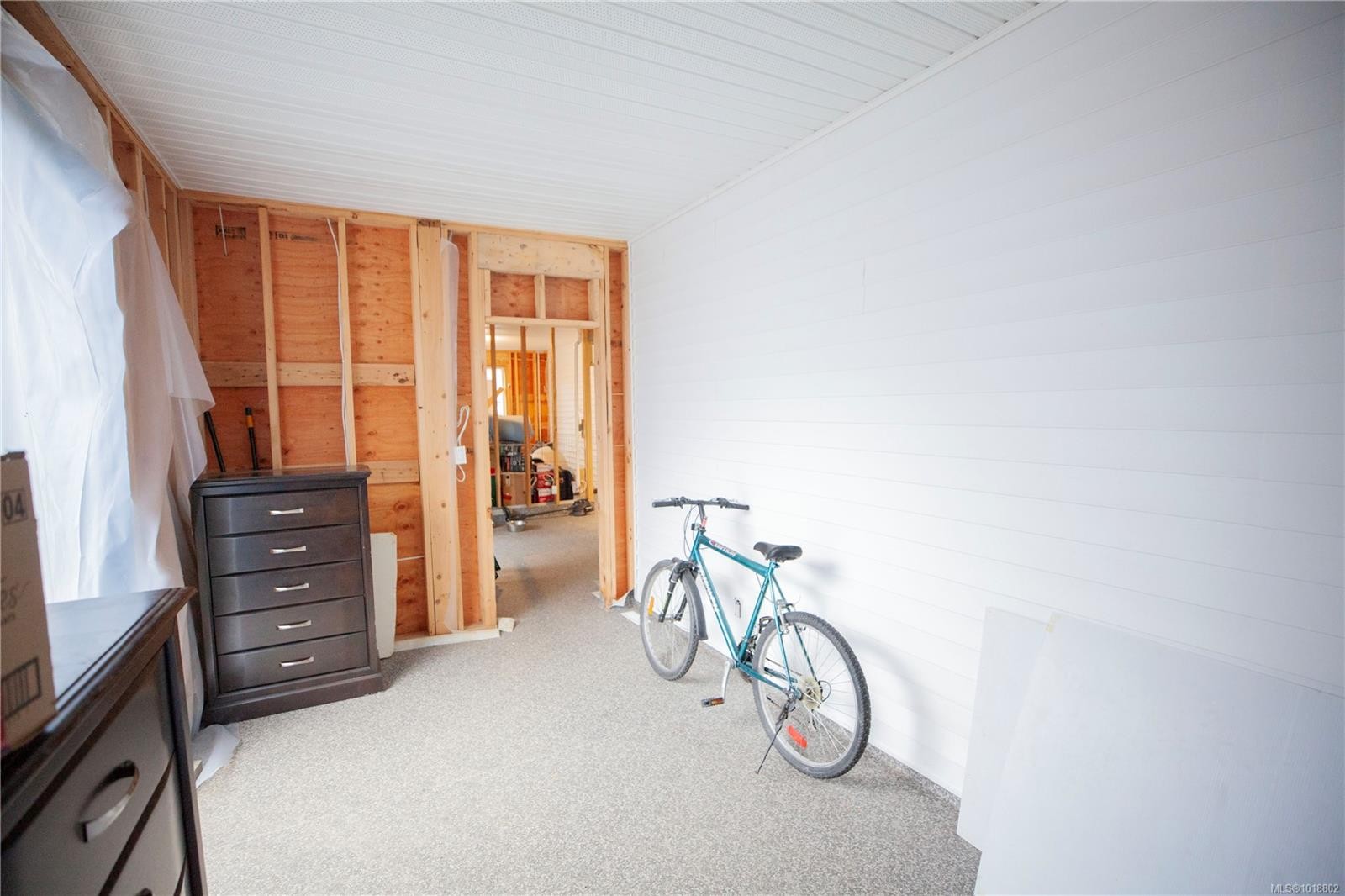 741 Snowdrop Ave, Saanich, BC