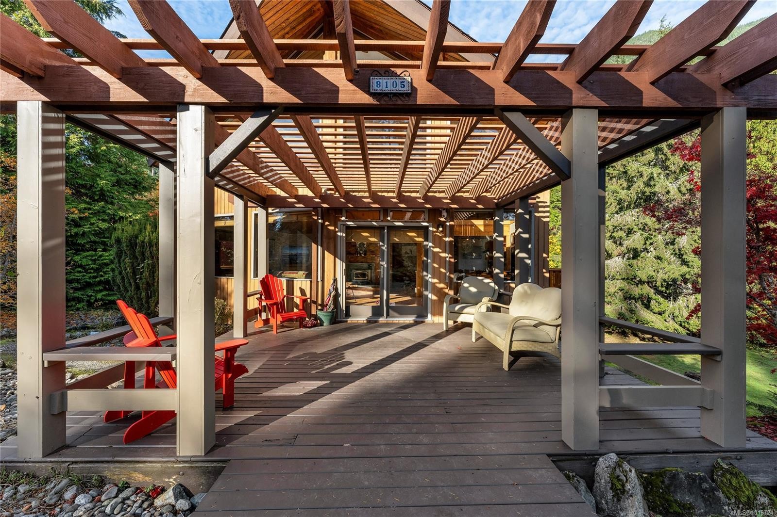 8105 Miracle Close, Youbou, BC