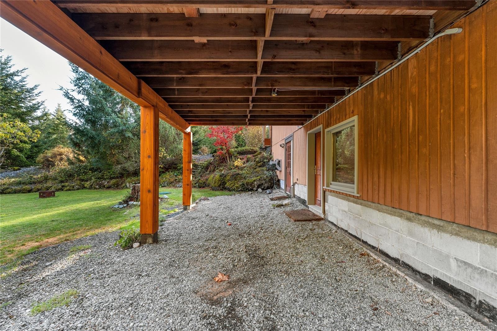 8105 Miracle Close, Youbou, BC