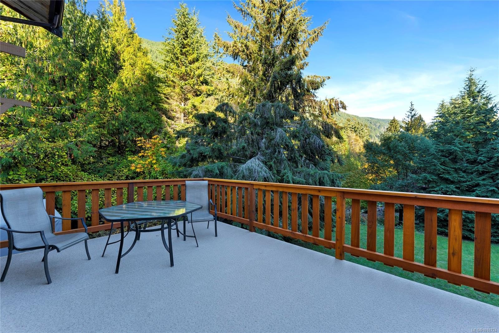 8105 Miracle Close, Youbou, BC