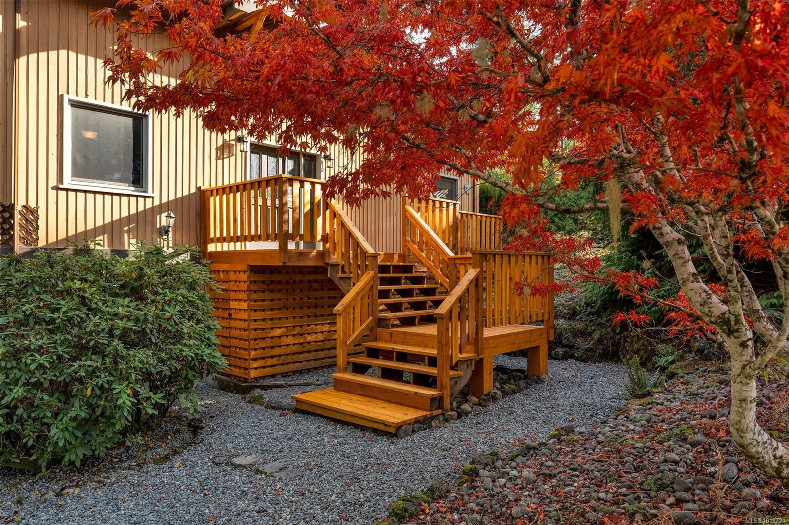 8105 Miracle Close, Youbou, BC