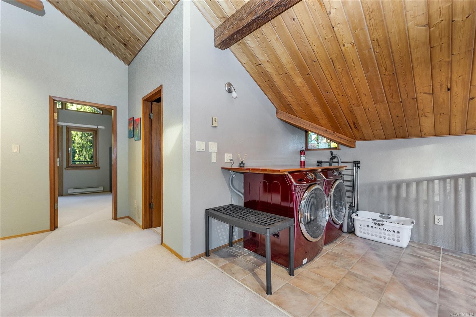 8105 Miracle Close, Youbou, BC