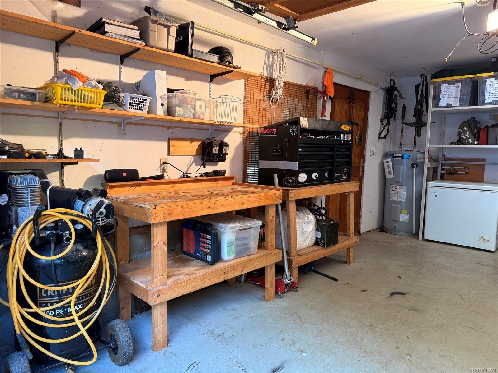 8105 Miracle Close, Youbou, BC