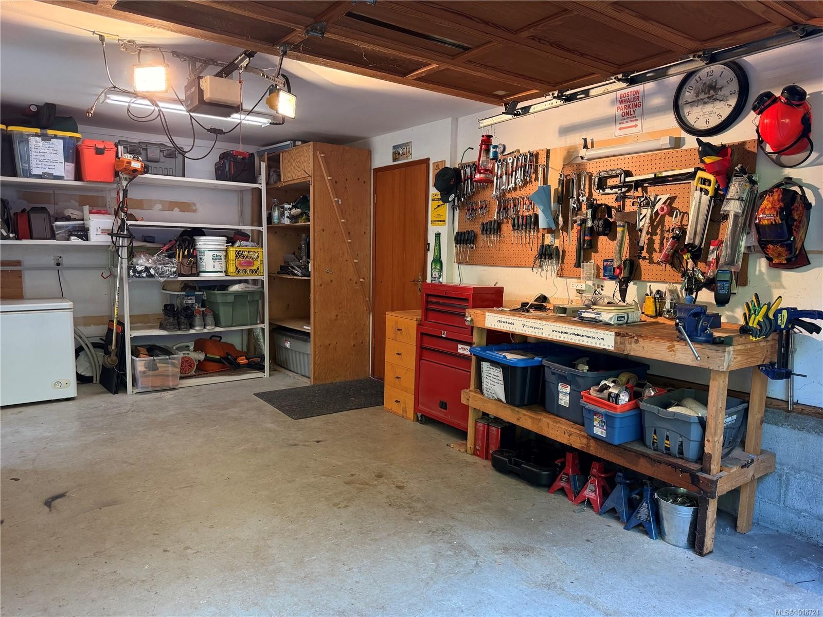 8105 Miracle Close, Youbou, BC