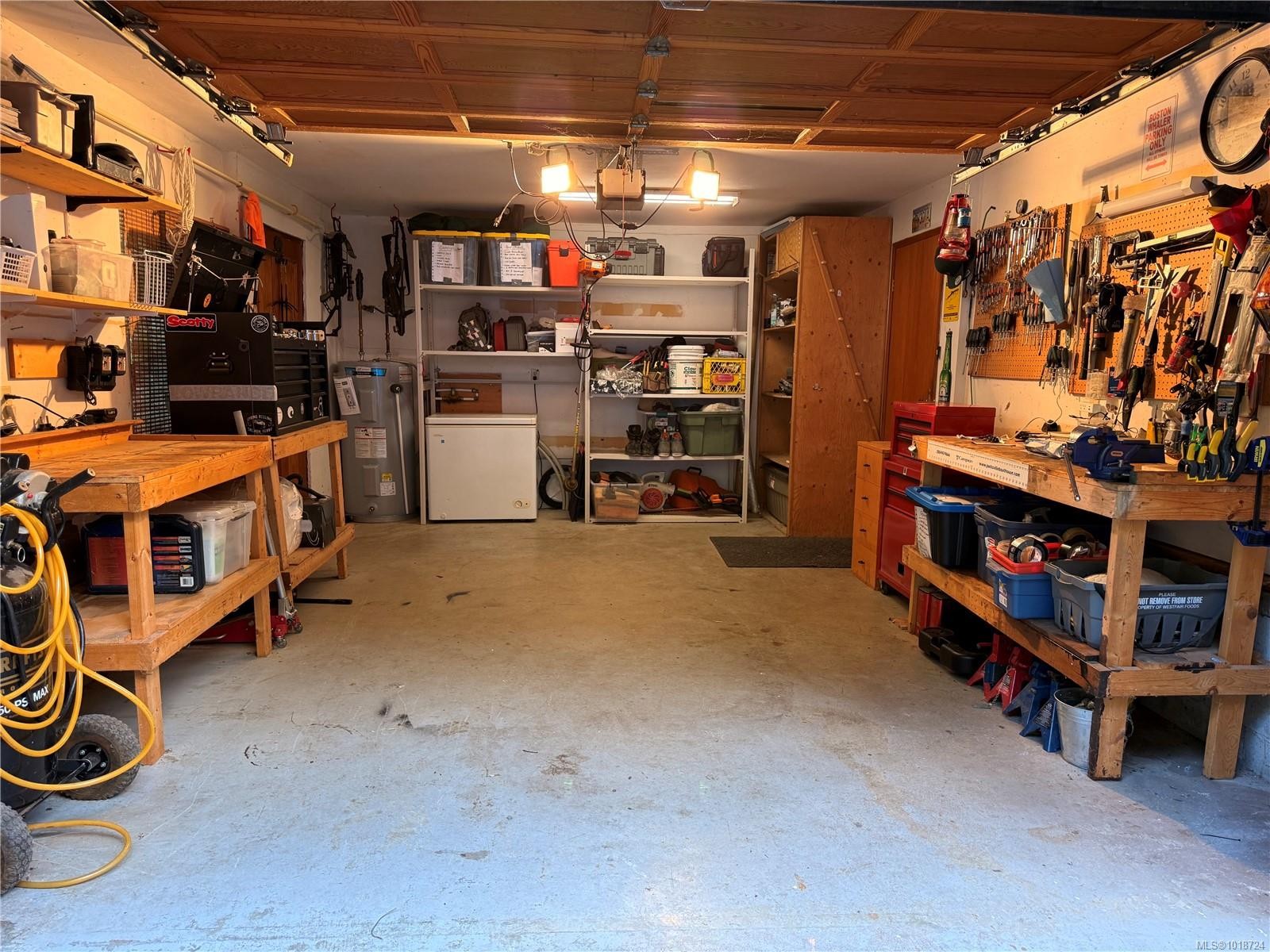 8105 Miracle Close, Youbou, BC