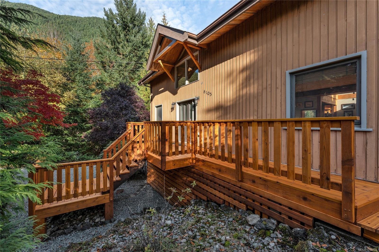 8105 Miracle Close, Youbou, BC