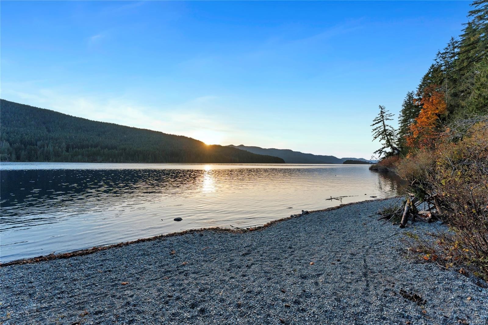 8105 Miracle Close, Youbou, BC