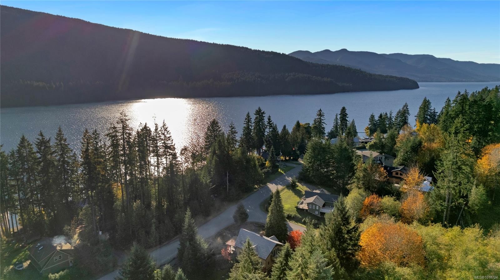 8105 Miracle Close, Youbou, BC