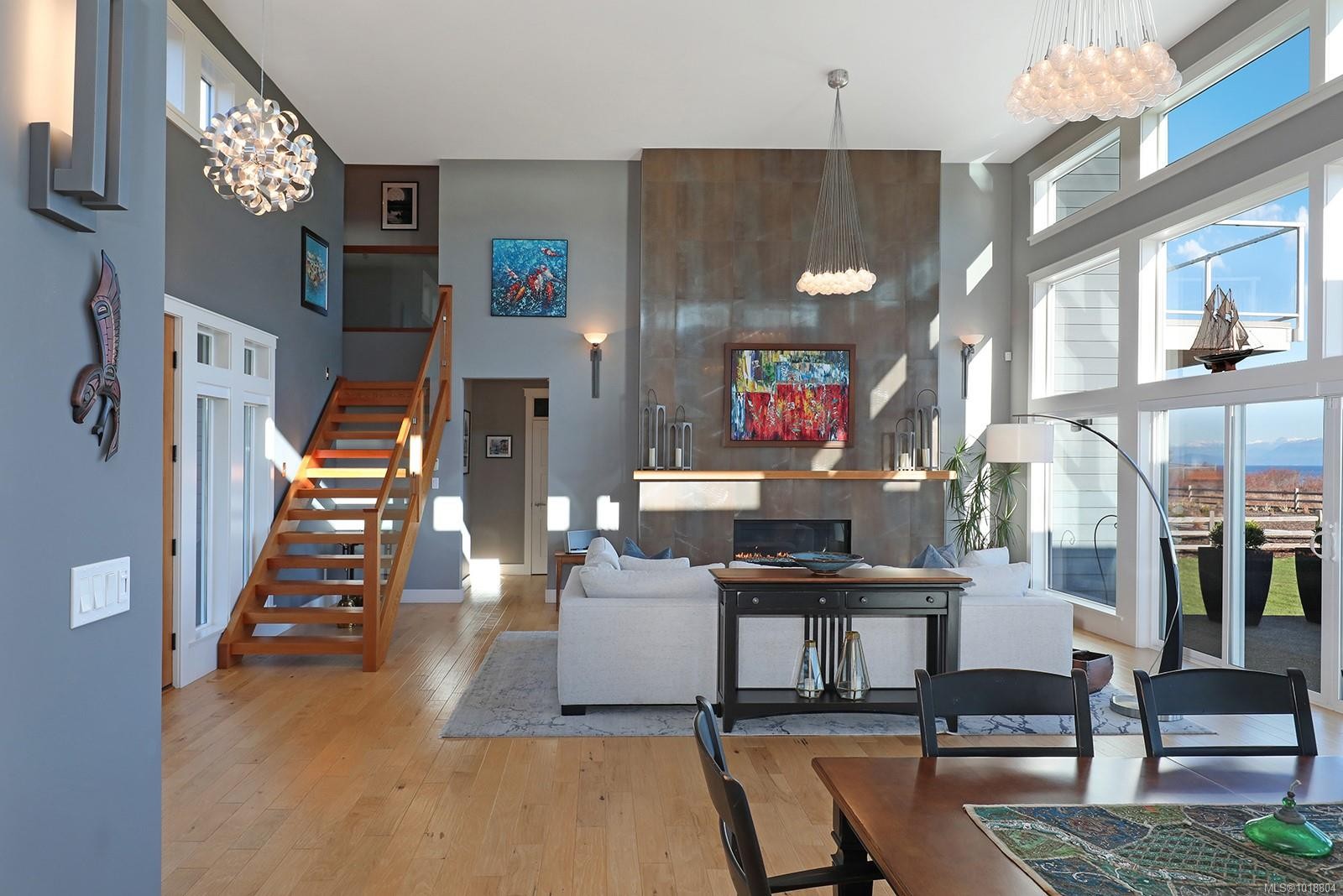 300 Connemara Rd, Comox, BC