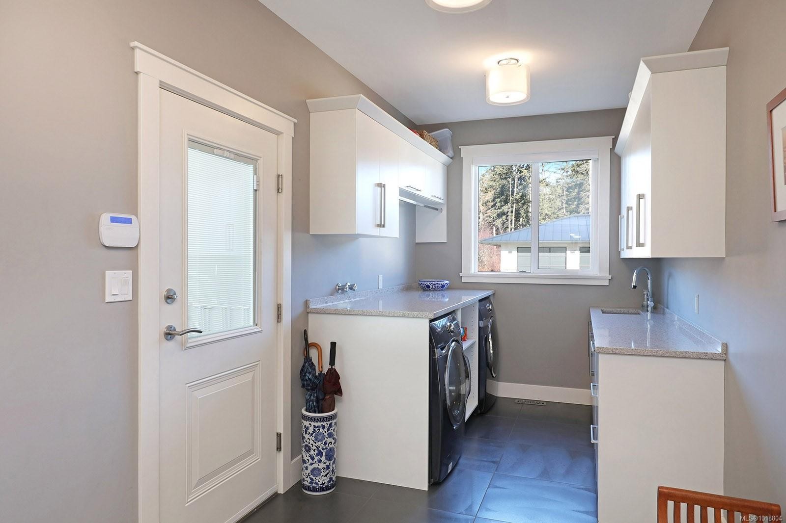 300 Connemara Rd, Comox, BC