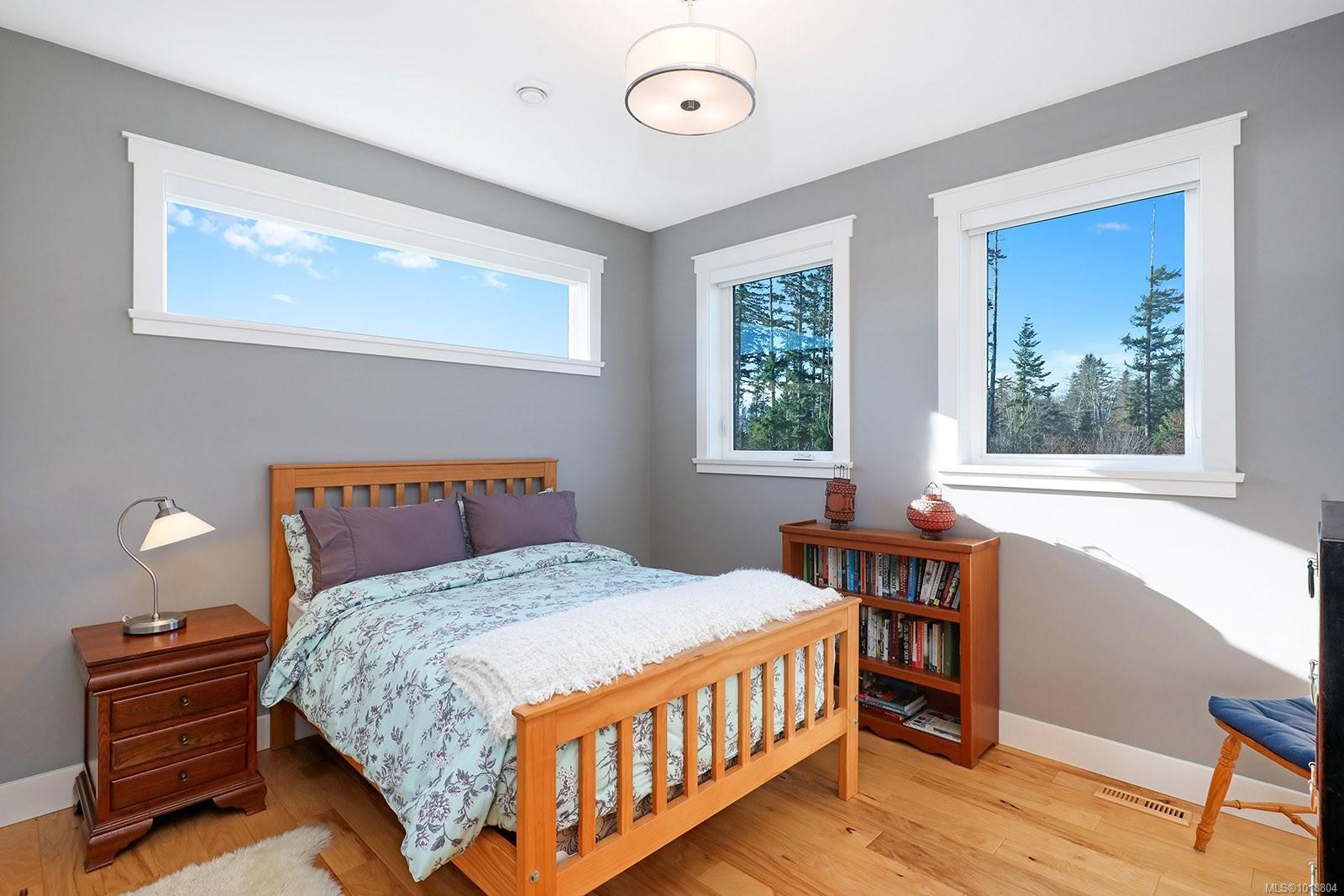 300 Connemara Rd, Comox, BC