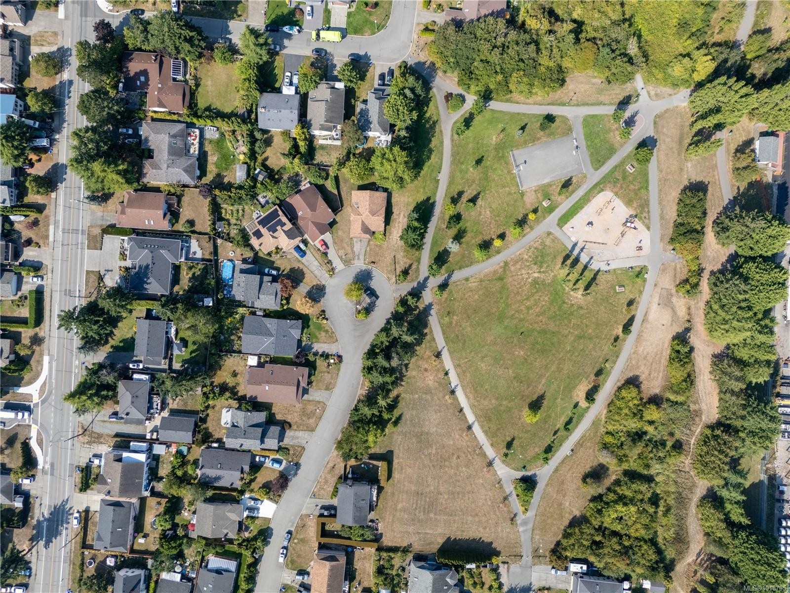 812 Mann Ave, Saanich, BC - Outdoor With View