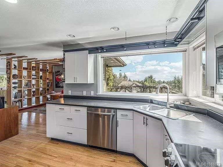 2375 Glenellen Pl, Nanoose Bay, BC