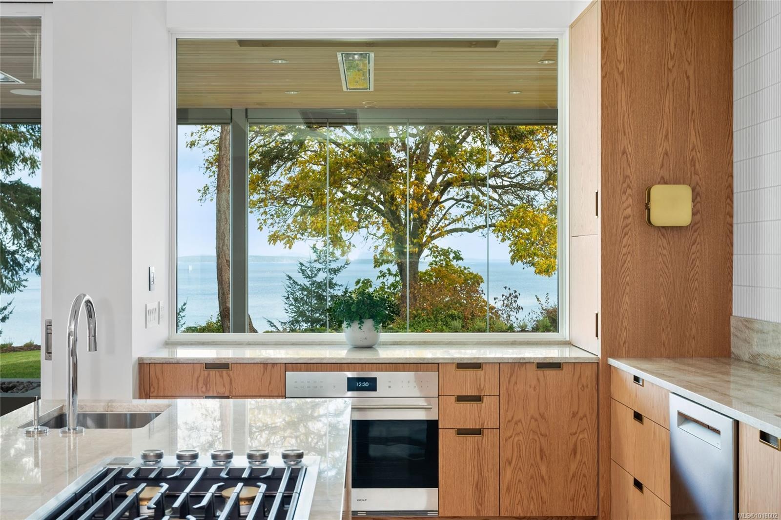 4570 Bissenden Pl, Saanich, BC