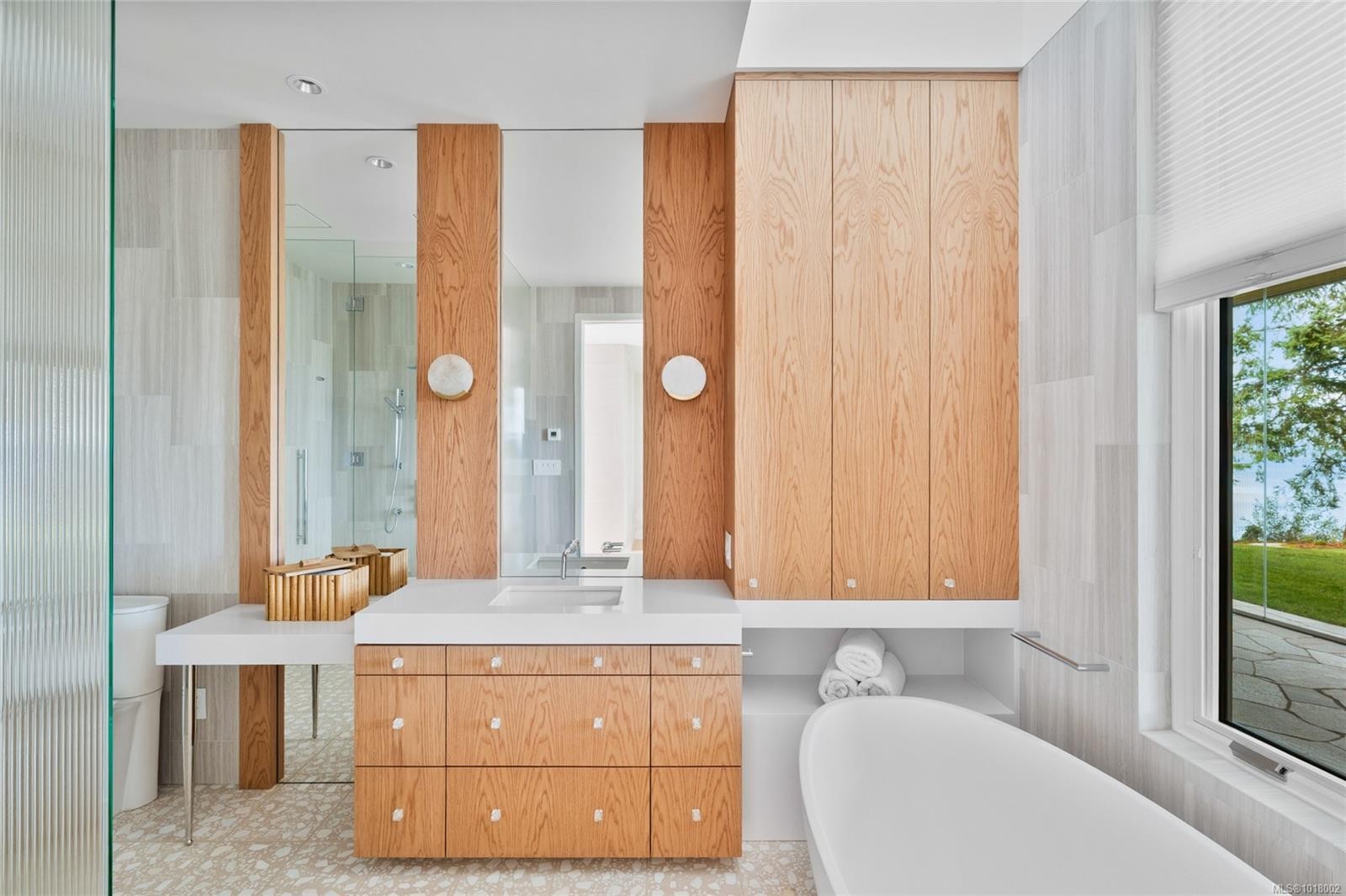 4570 Bissenden Pl, Saanich, BC