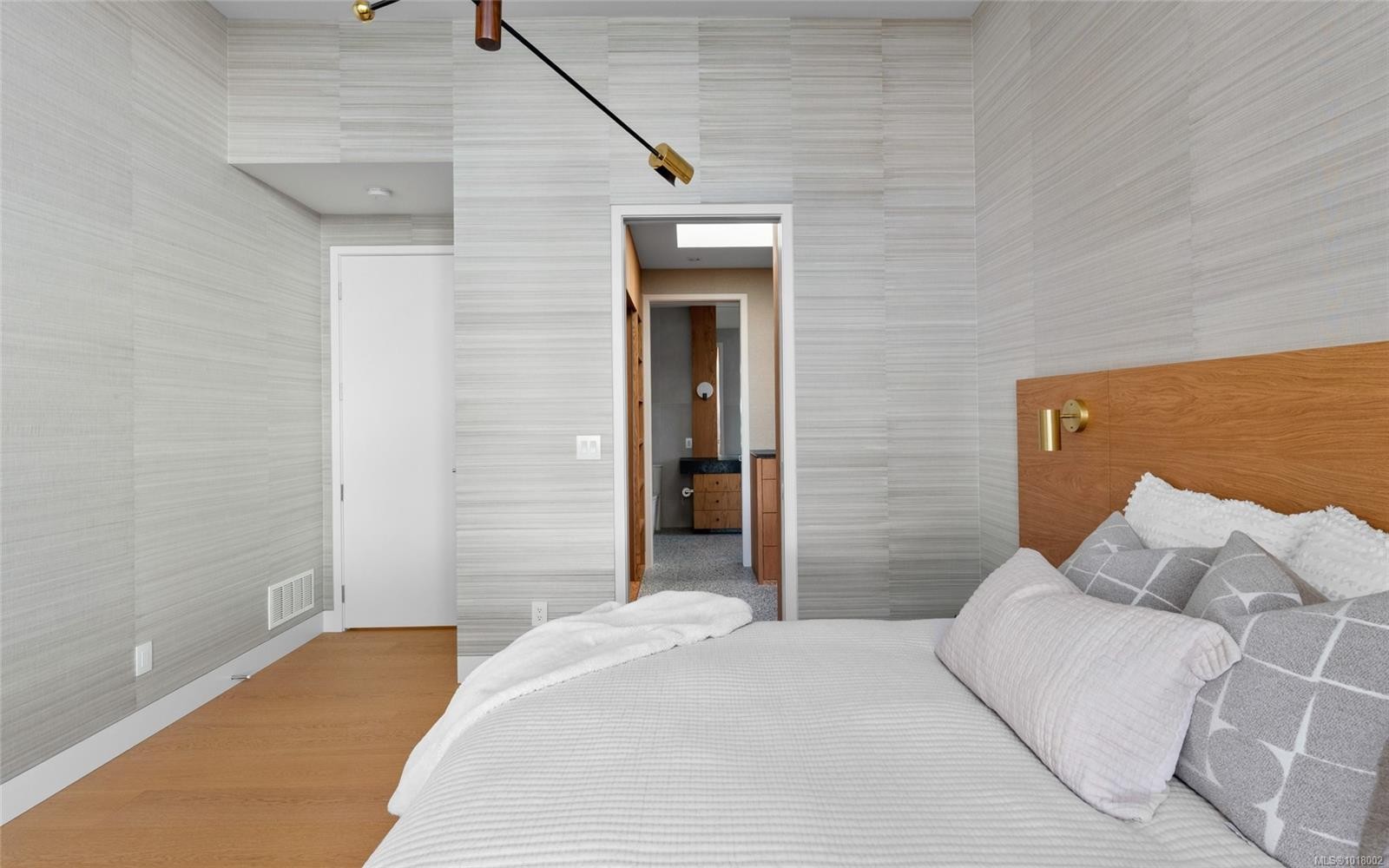 4570 Bissenden Pl, Saanich, BC