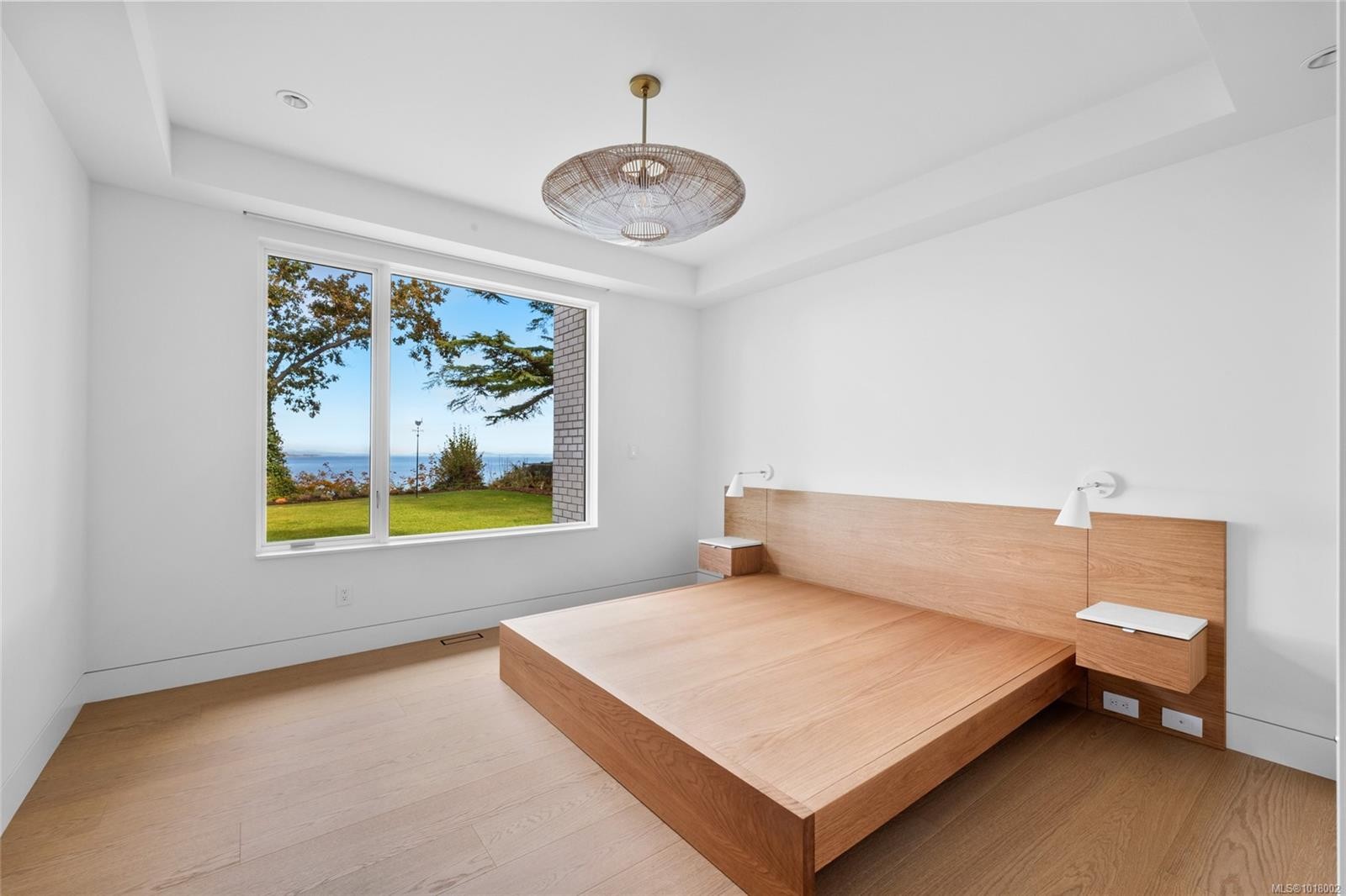 4570 Bissenden Pl, Saanich, BC