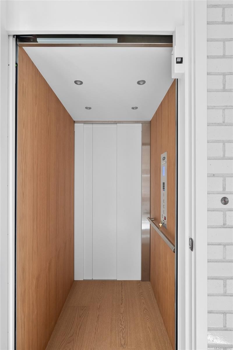 4570 Bissenden Pl, Saanich, BC