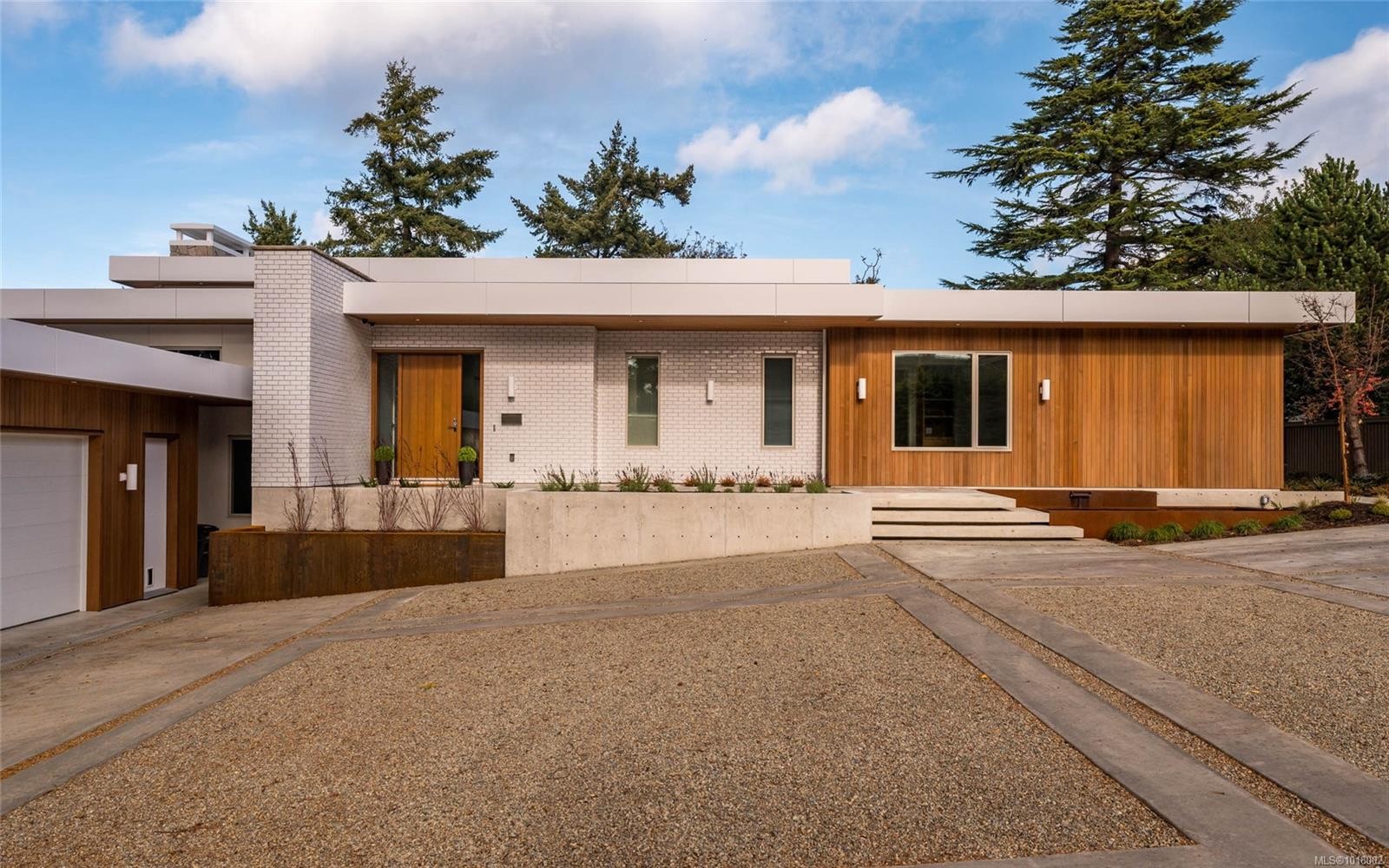 4570 Bissenden Pl, Saanich, BC