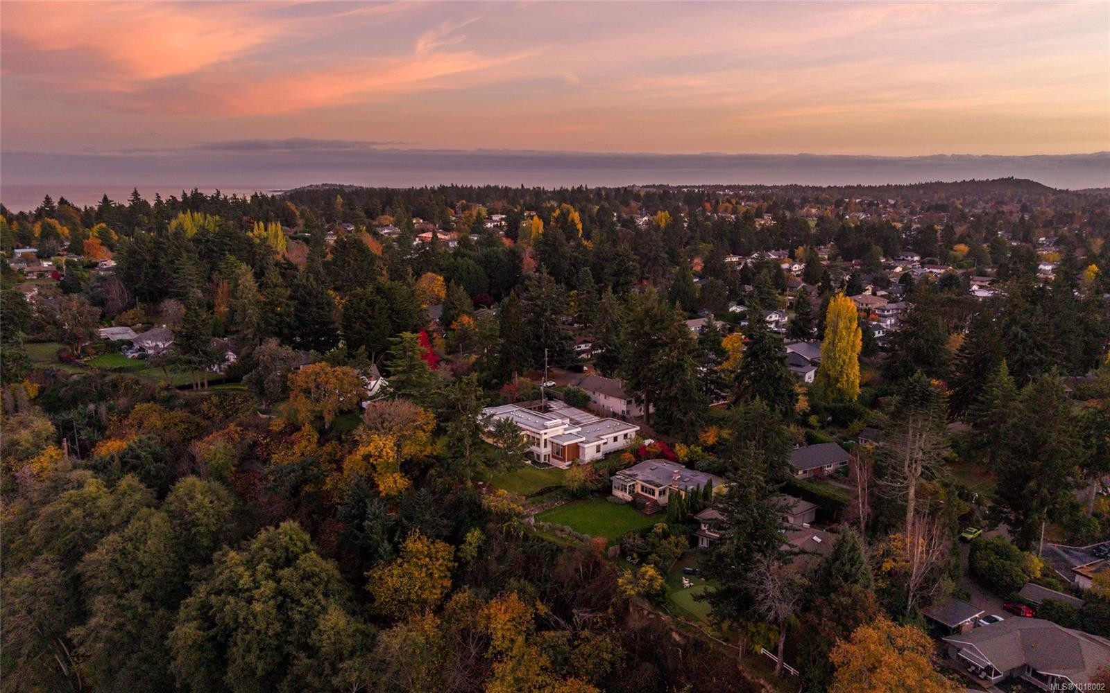 4570 Bissenden Pl, Saanich, BC