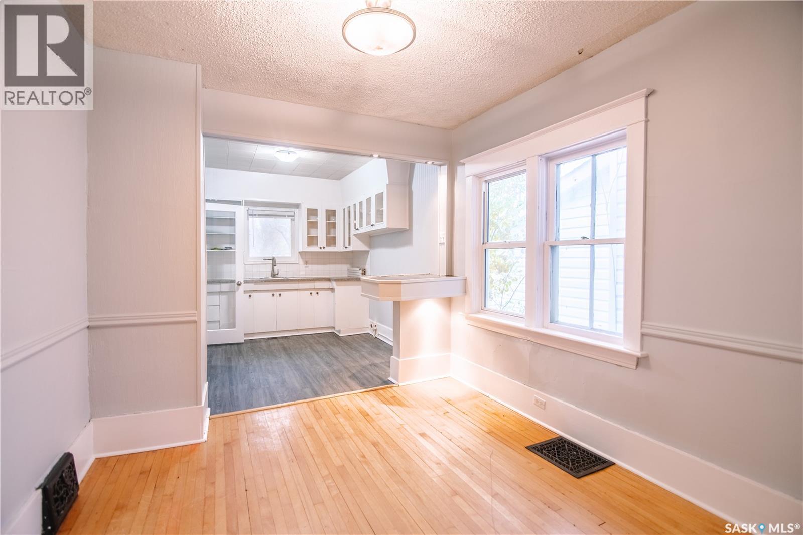 2061 Queen Street, Regina, SK - Indoor Photo Showing Other Room