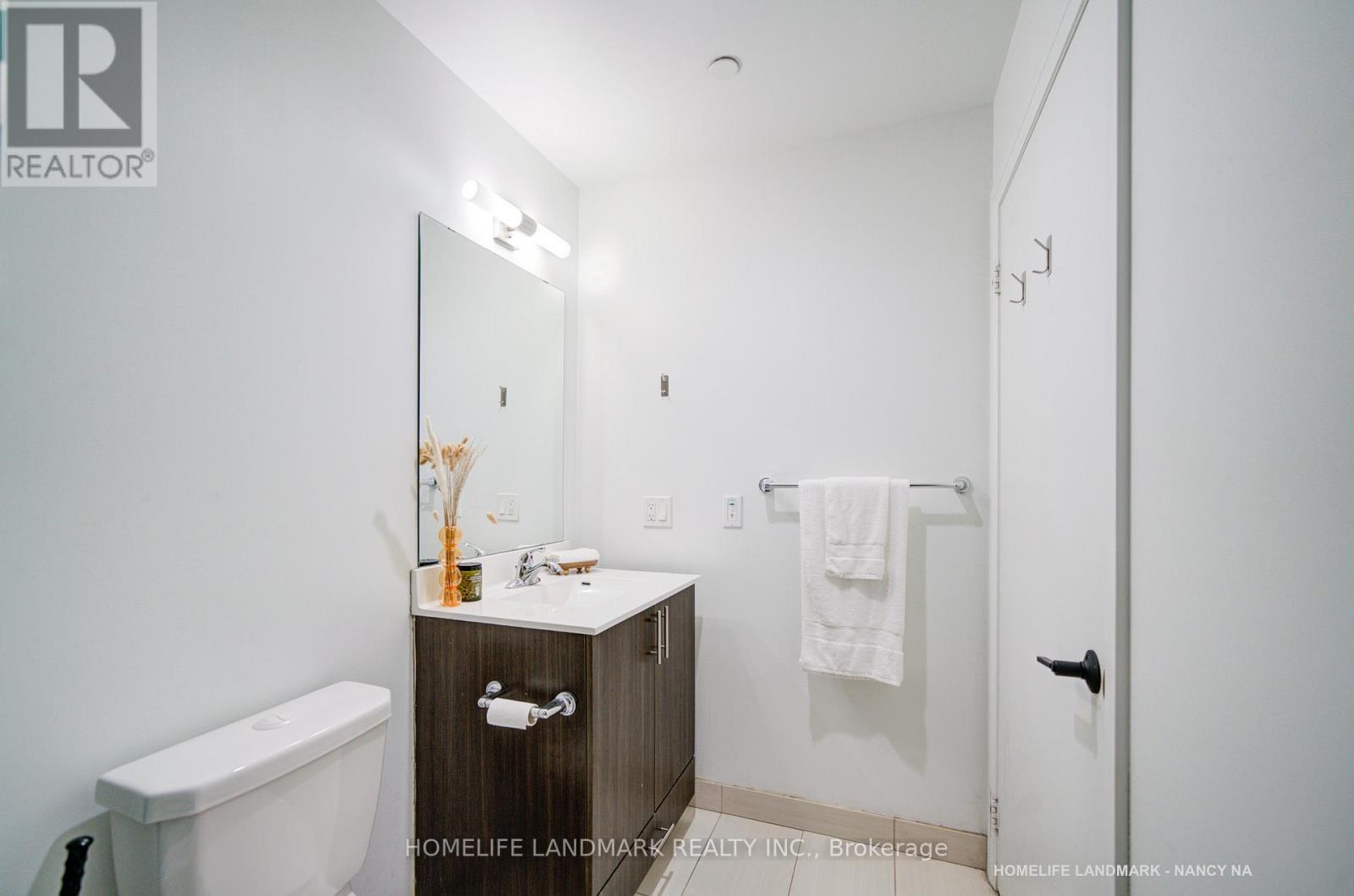 2611 - 55 Ann O'Reilly Road, Toronto, ON - Indoor Photo Showing Bathroom