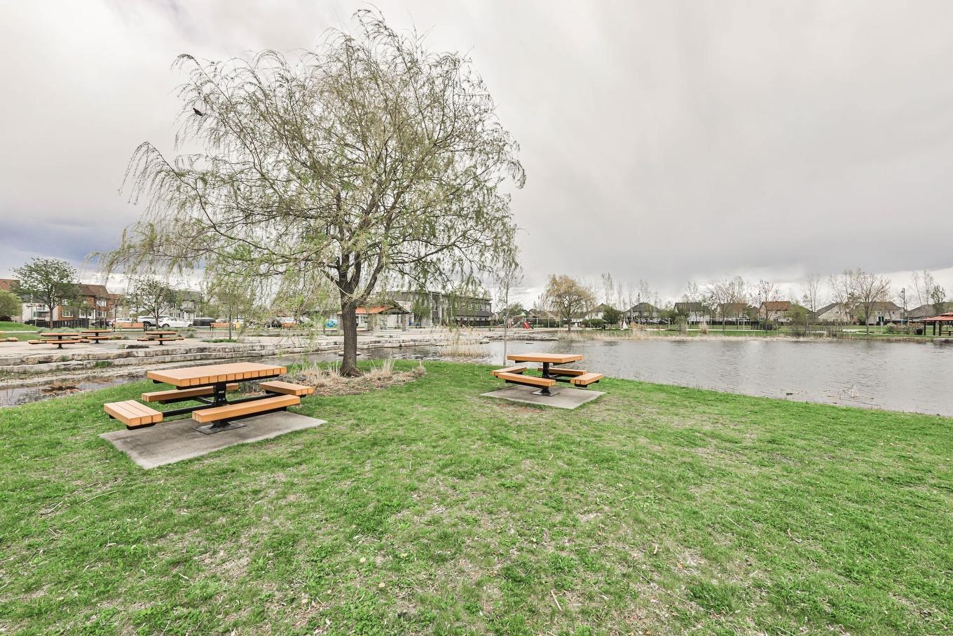 Water view - 471 Place Du Louvre, Mascouche, QC - Outdoor With View