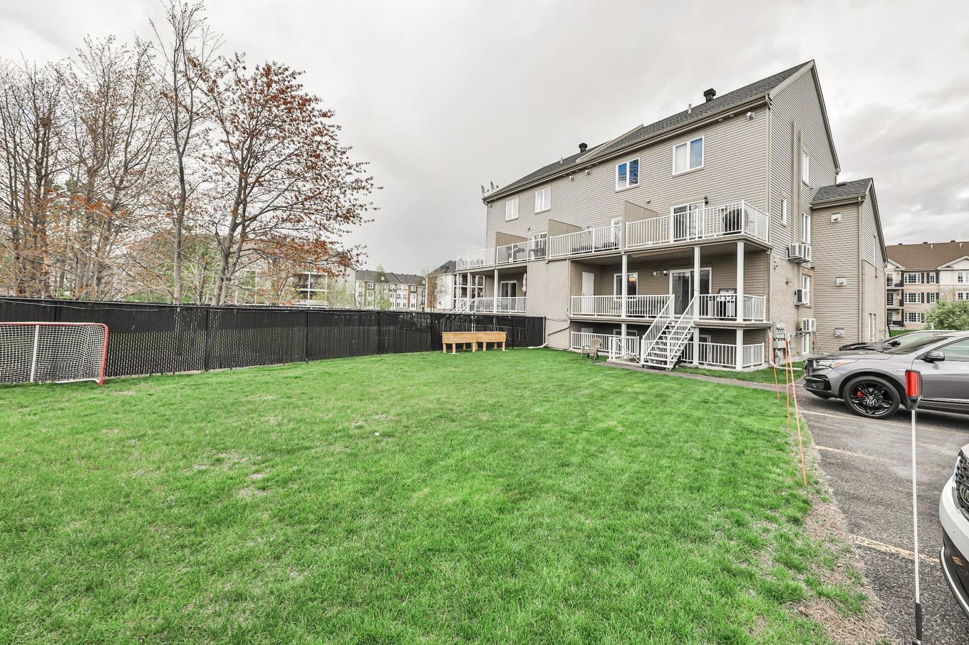 Backyard - 471 Place Du Louvre, Mascouche, QC - Outdoor