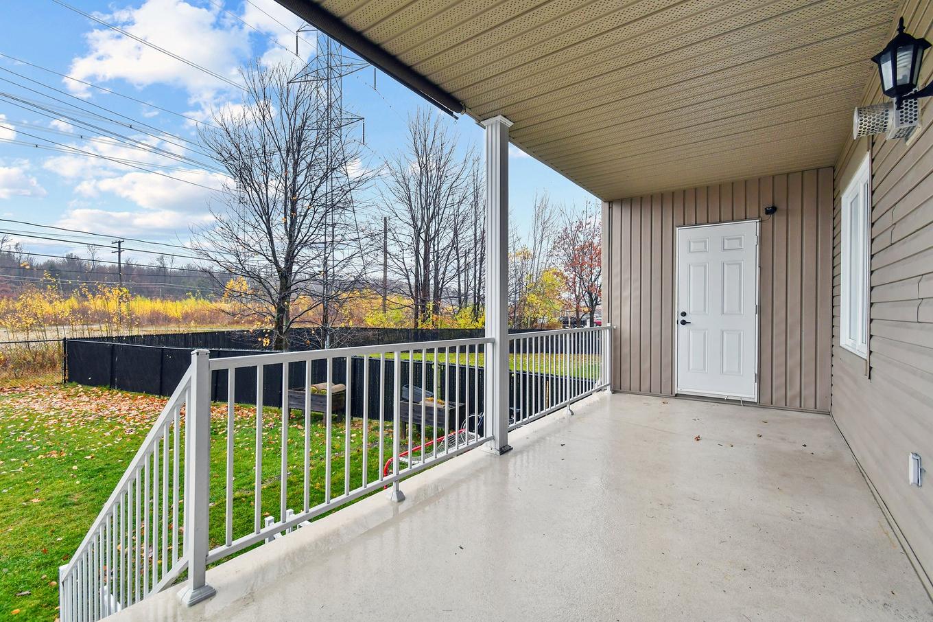 Balcony - 471 Place Du Louvre, Mascouche, QC - Outdoor With Exterior