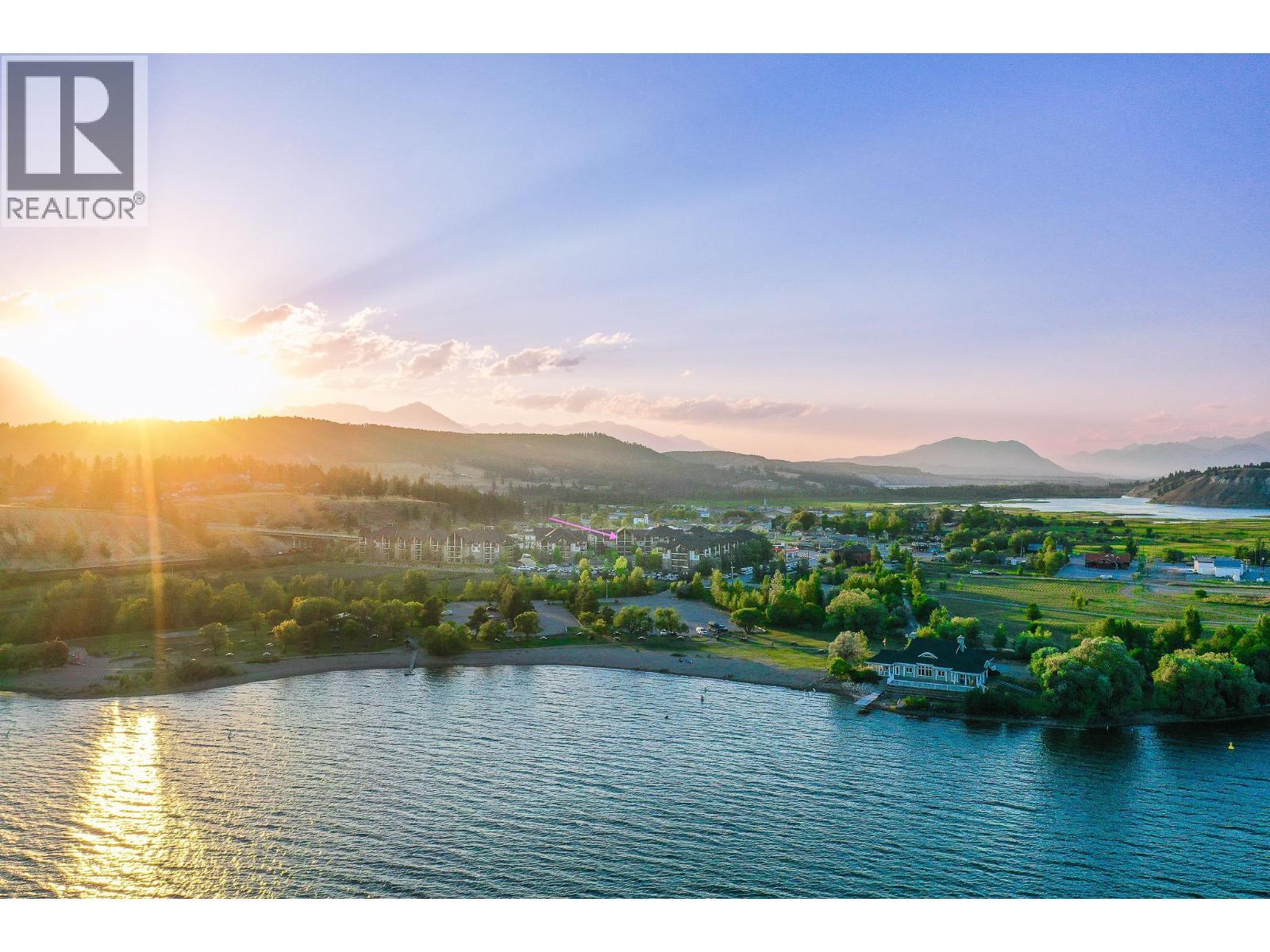 205 Third Avenue Unit# 3420, Invermere, BC - Outdoor With Body Of Water With View