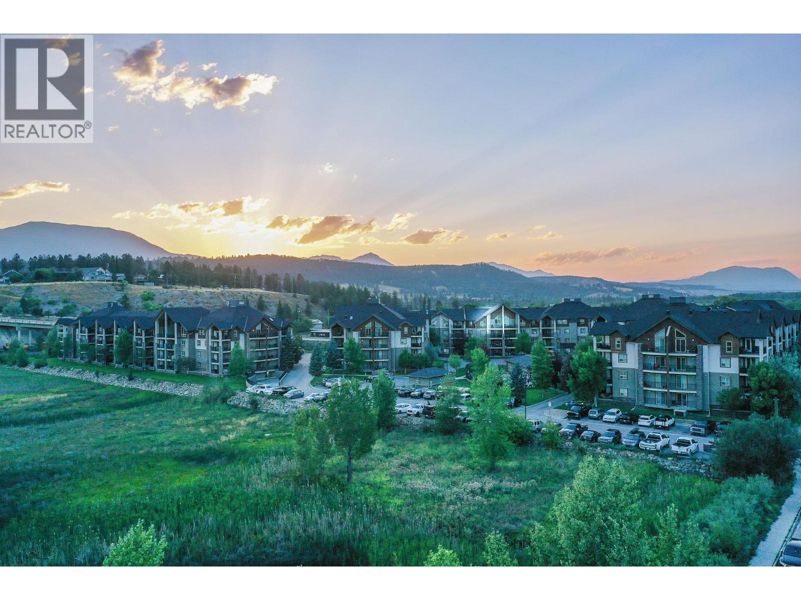 205 Third Avenue Unit# 3420, Invermere, BC - Outdoor With View
