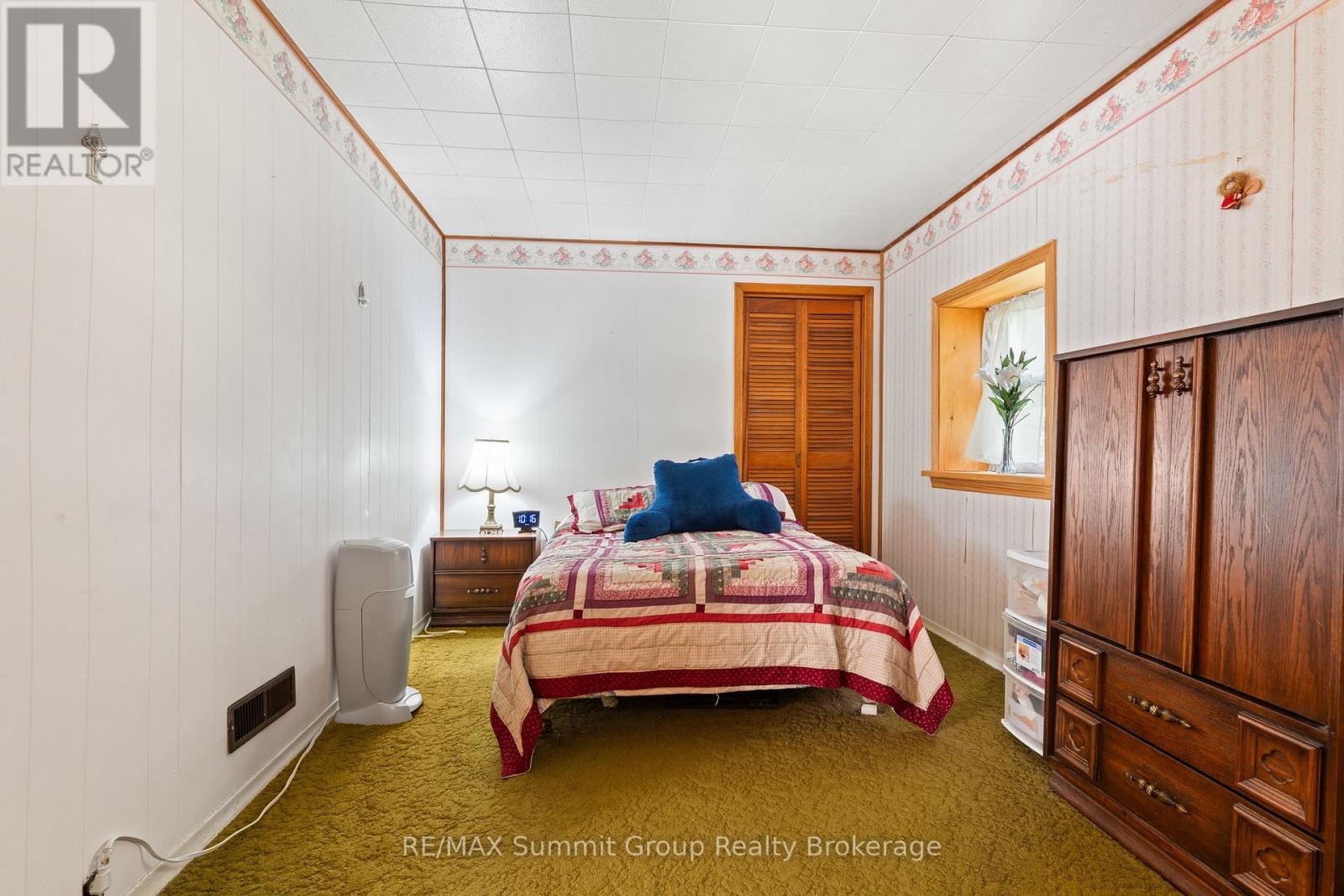 235274 Grey Road 13, Grey Highlands, ON - Indoor Photo Showing Bedroom