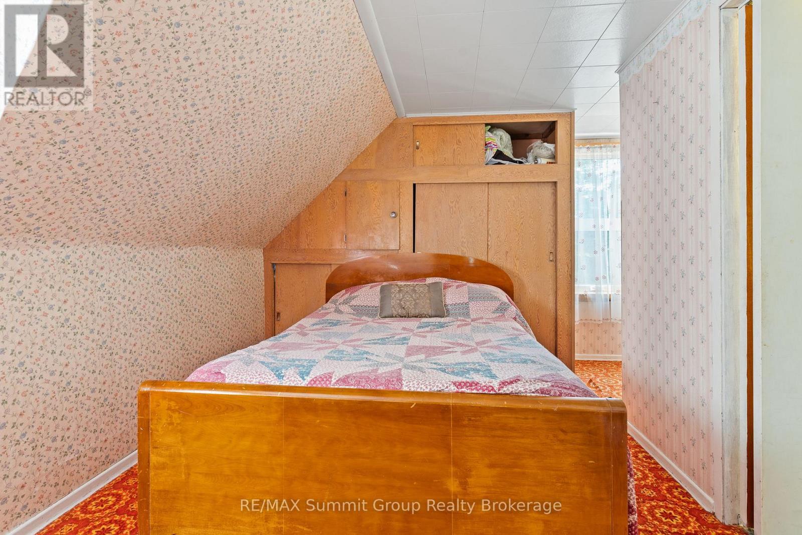 235274 Grey Road 13, Grey Highlands, ON - Indoor Photo Showing Bedroom