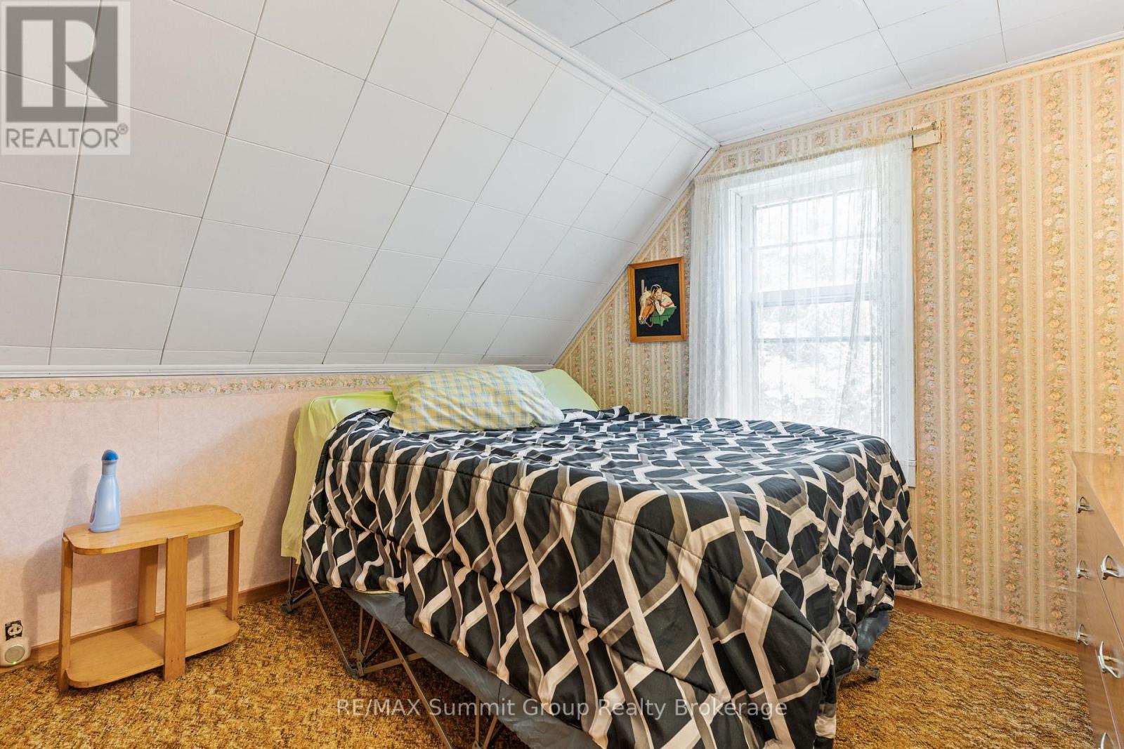 235274 Grey Road 13, Grey Highlands, ON - Indoor Photo Showing Bedroom