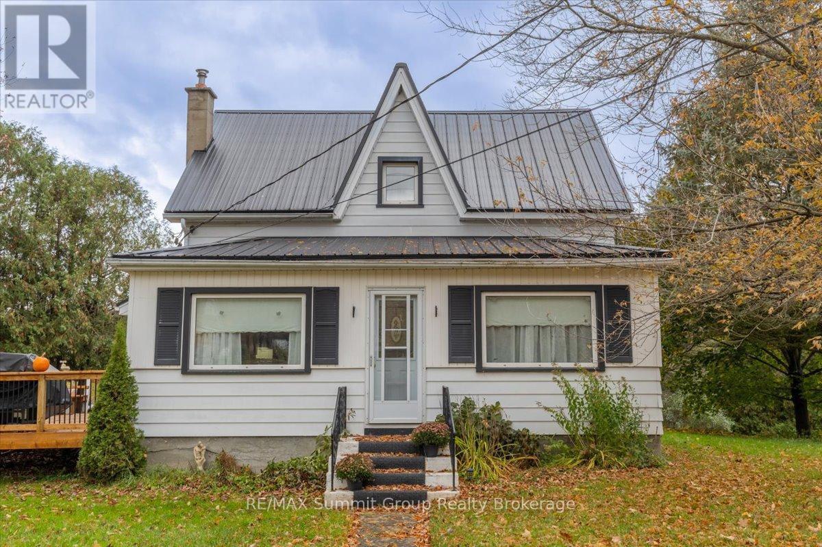 235274 Grey Road 13, Grey Highlands, ON - Outdoor