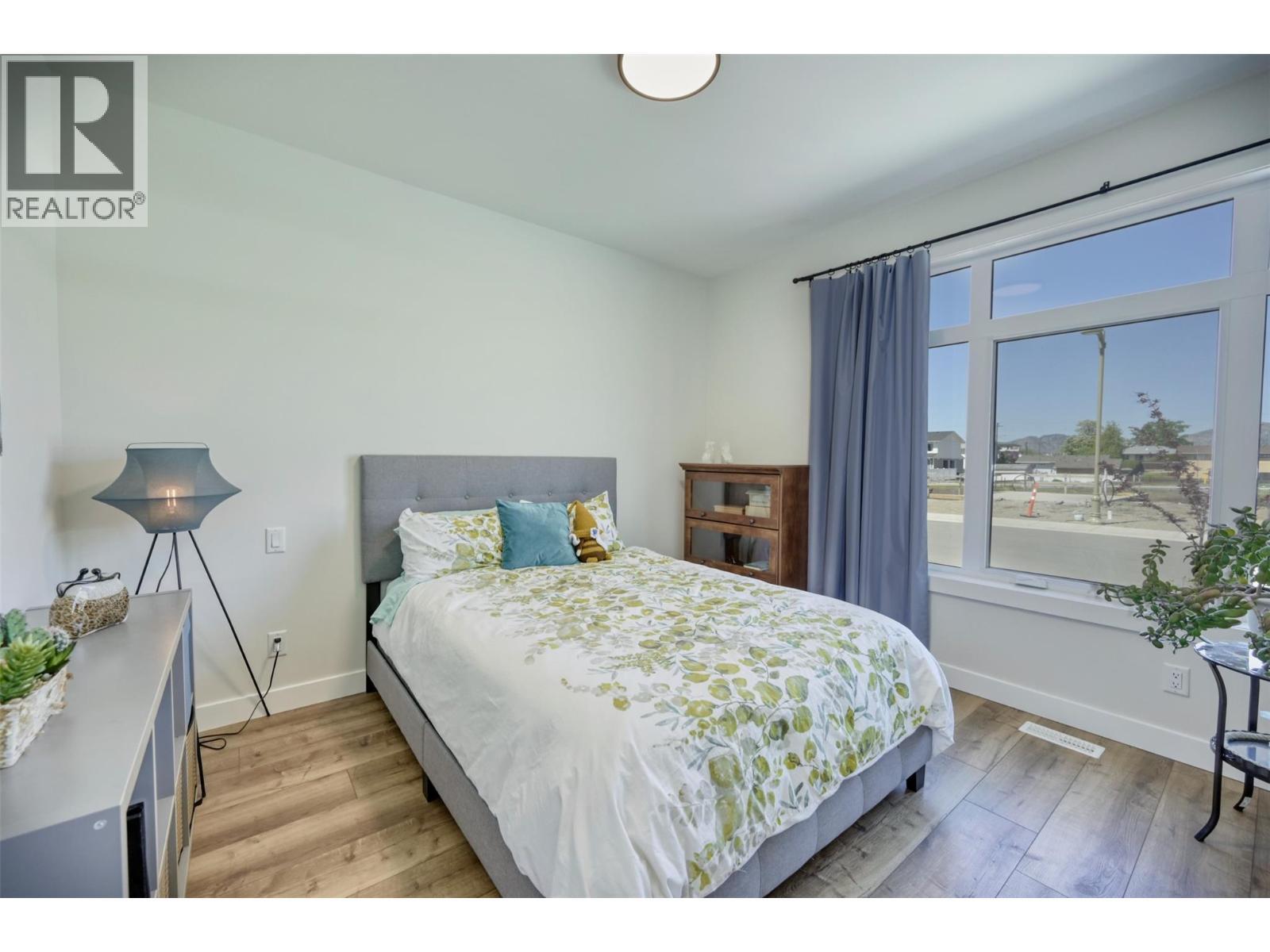 11 Wood Duck Way, Osoyoos, BC - Indoor Photo Showing Bedroom