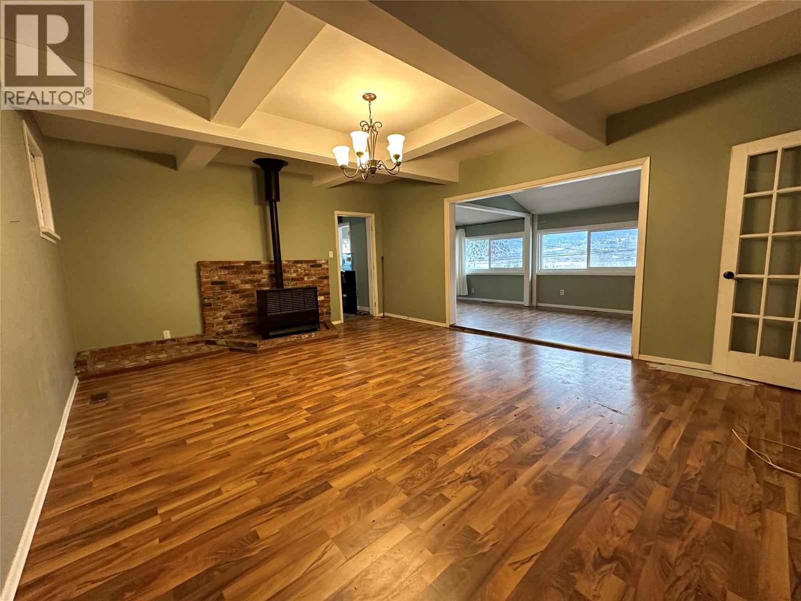 7652/7626 Old Kamloops Road, Vernon, BC - Indoor Photo Showing Other Room