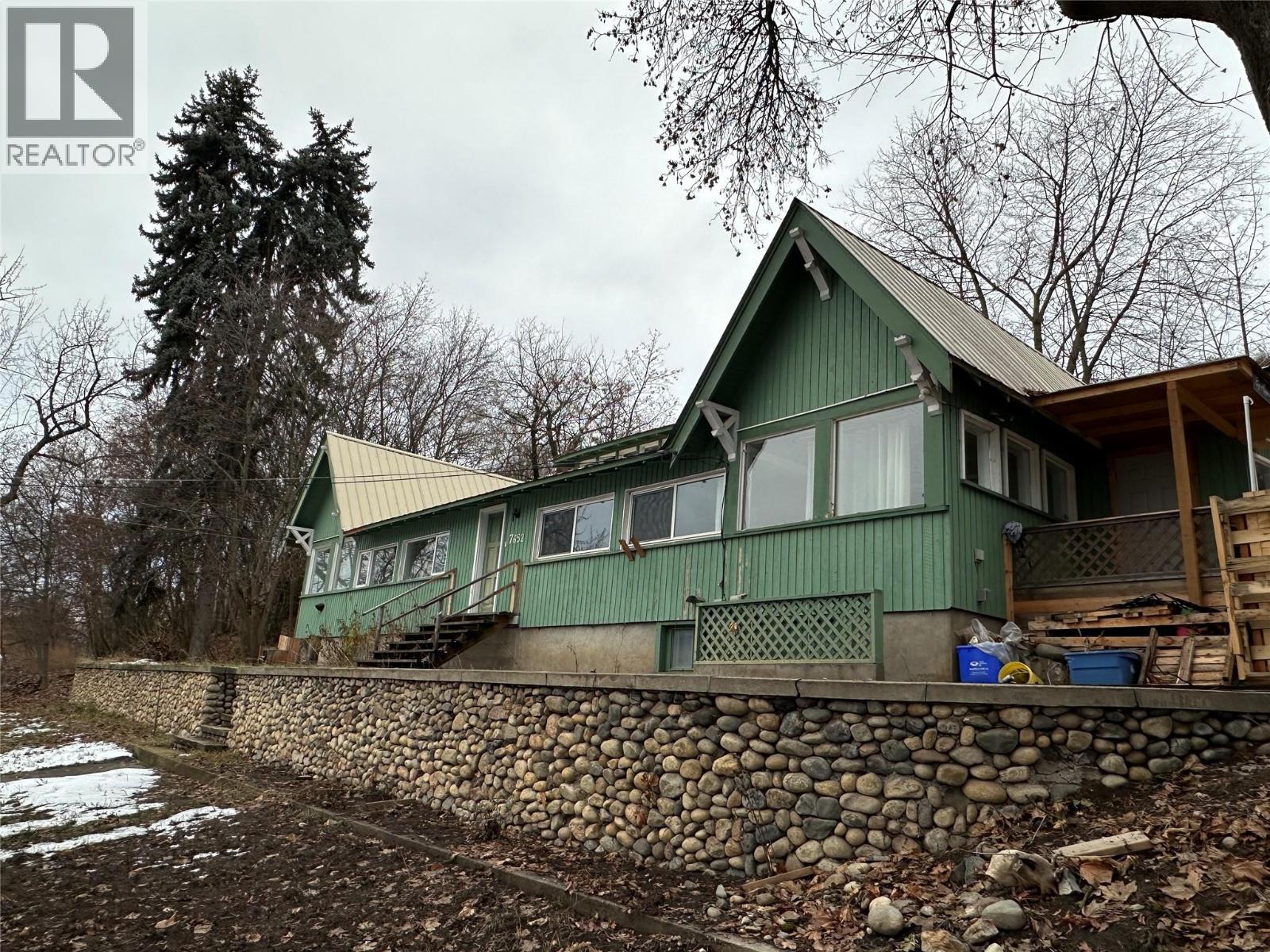 7652/7626 Old Kamloops Road, Vernon, BC - Outdoor