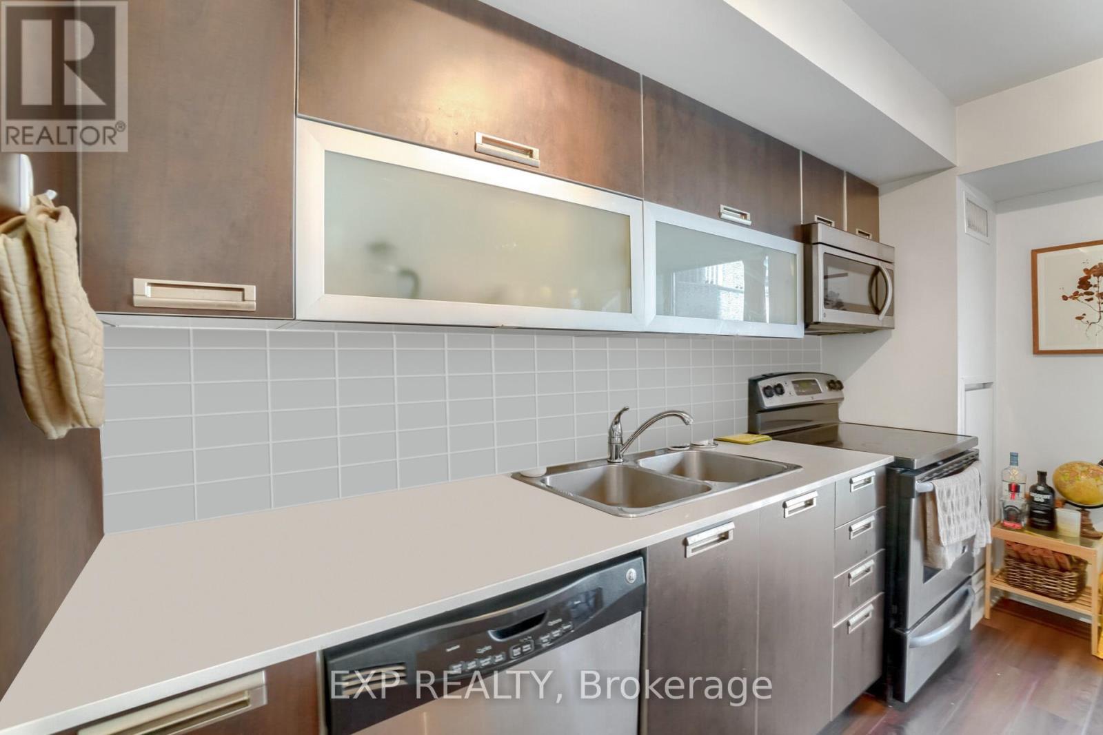 308 - 28 Ted Rogers Way, Toronto, ON - Indoor Photo Showing Kitchen With Double Sink With Upgraded Kitchen