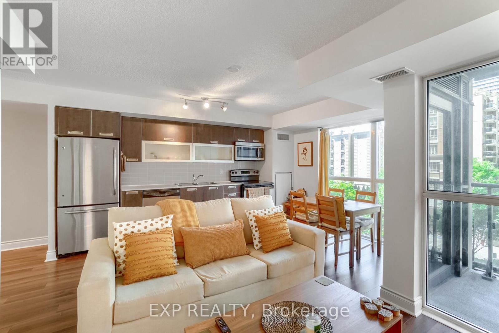 308 - 28 Ted Rogers Way, Toronto, ON - Indoor Photo Showing Living Room