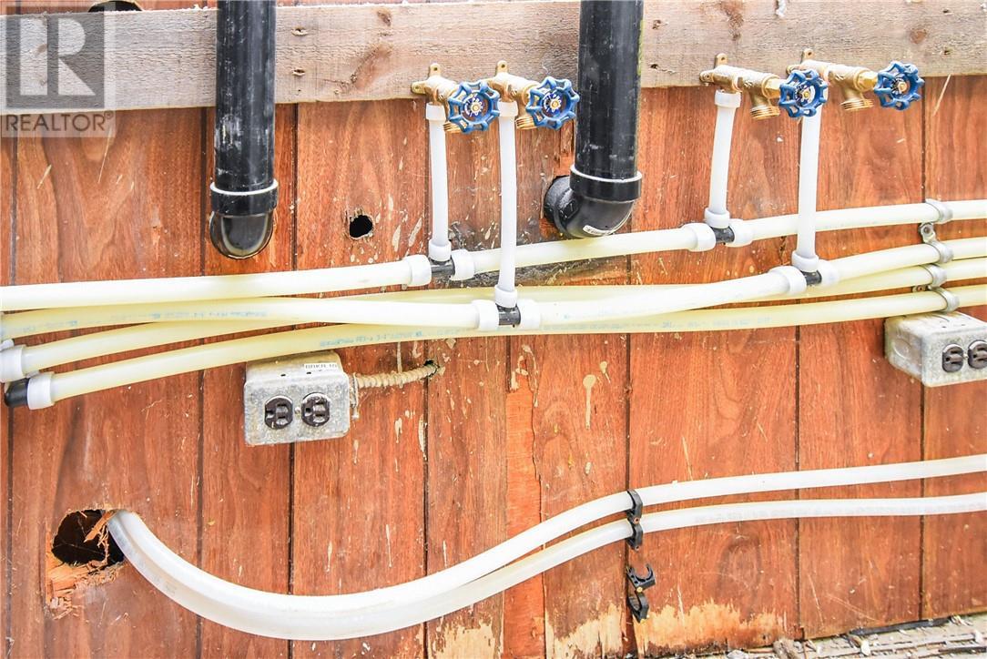 10494-10496 Highway 17, Verner, ON