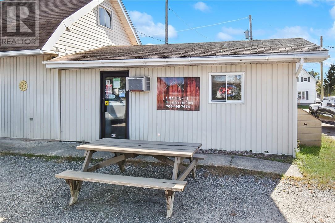 10494-10496 Highway 17, Verner, ON