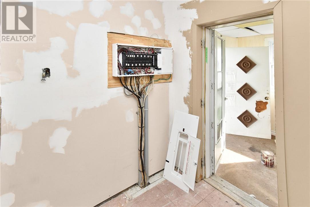 10494-10496 Highway 17, Verner, ON