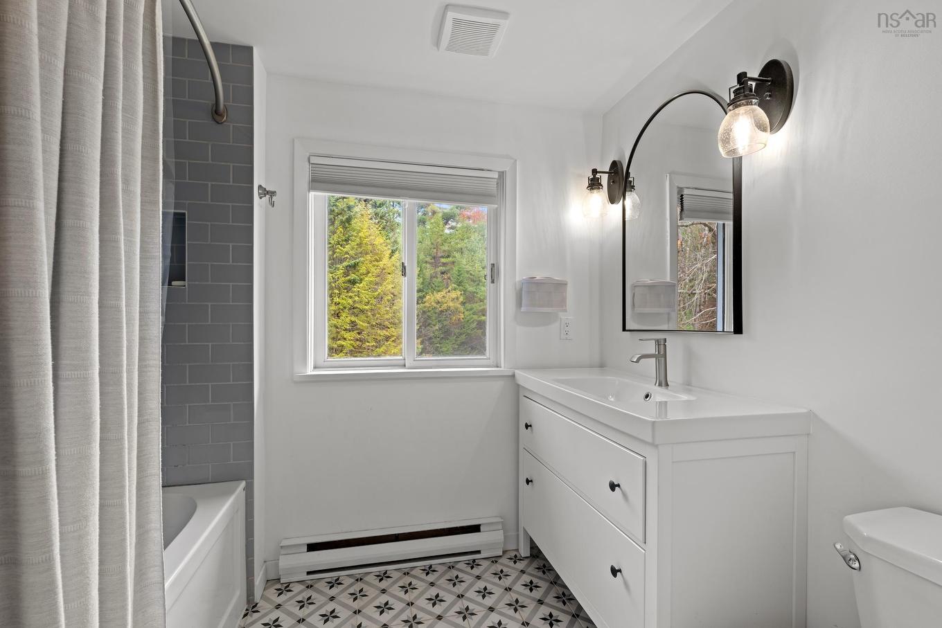 574 Woodstock Road, Clearland, NS