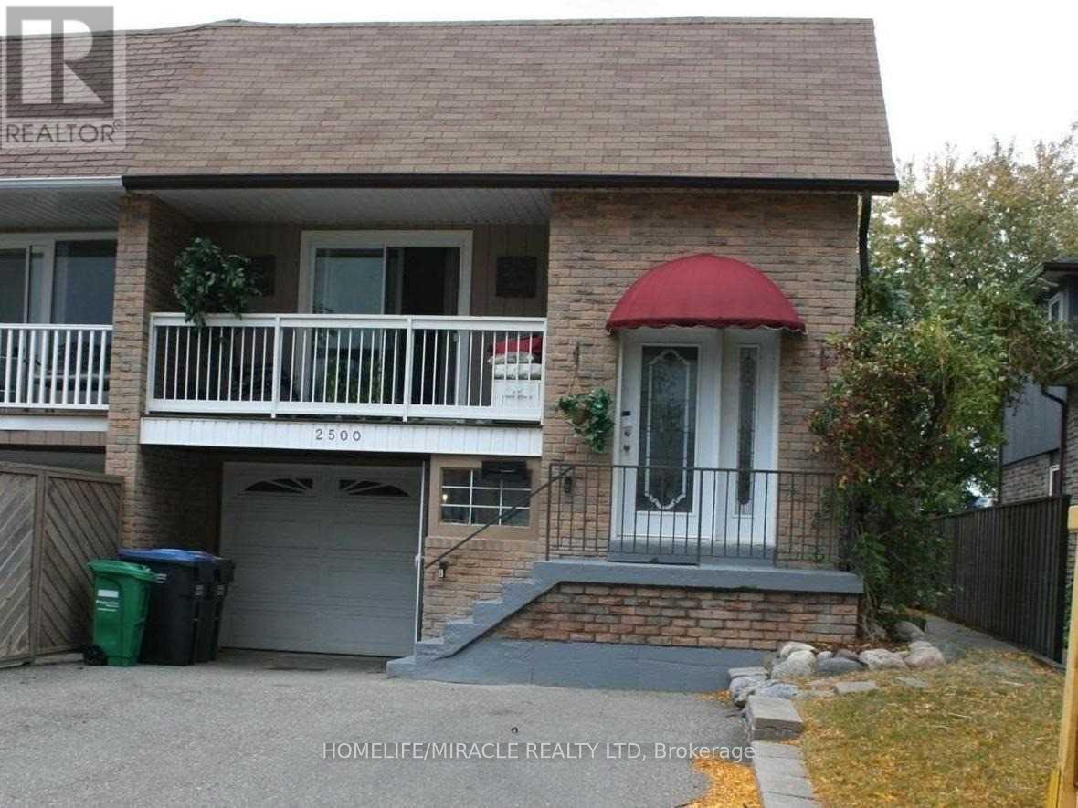 2500 Cobbinshaw Circle, Mississauga, ON - Outdoor