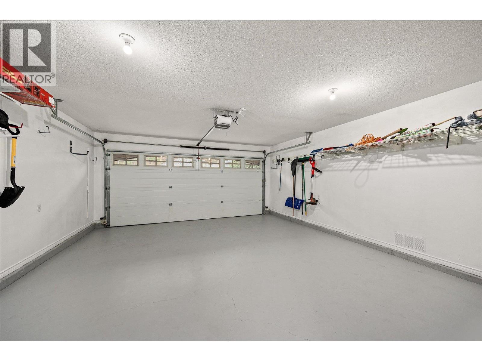 3929 Gallaghers Circle, Kelowna, BC - Indoor Photo Showing Garage