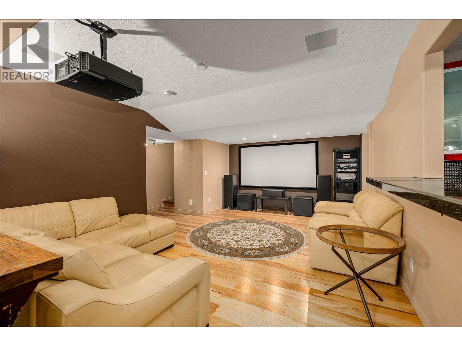 3929 Gallaghers Circle, Kelowna, BC - Indoor