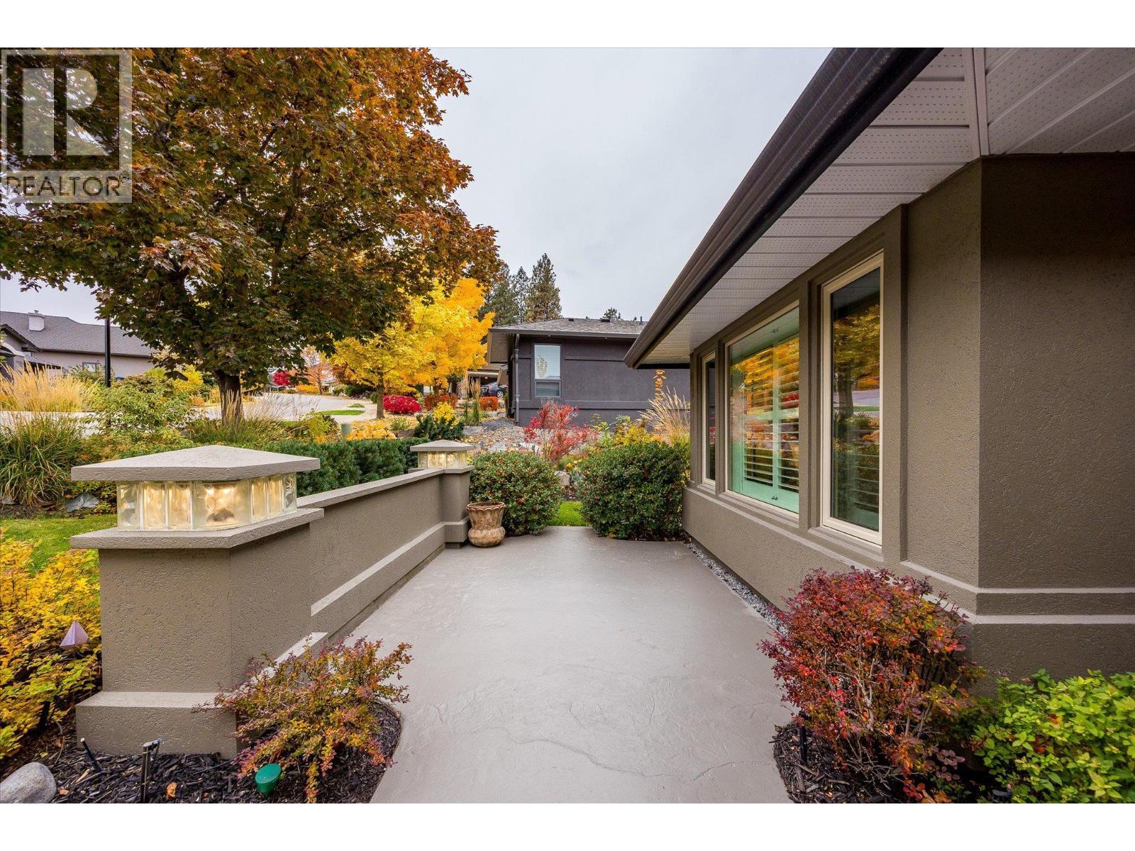 3929 Gallaghers Circle, Kelowna, BC - Outdoor With Exterior